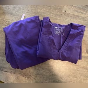 FIGS set ultra violet Yola scrub pants and casma scrub top